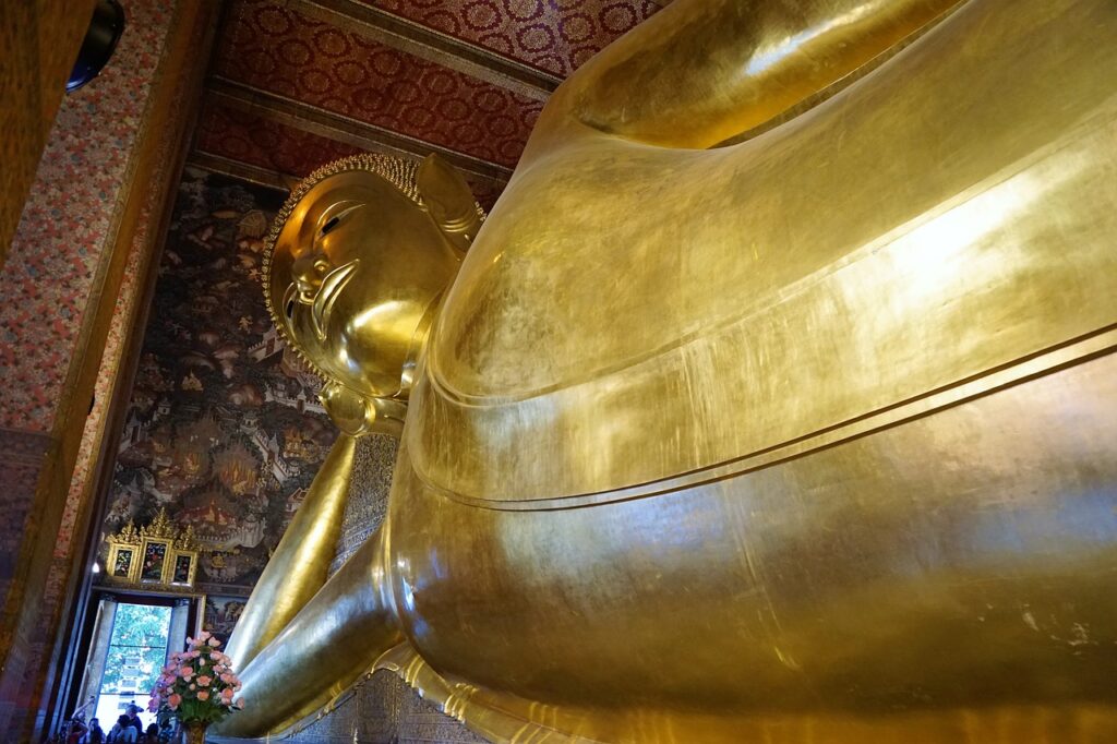 Ват Пхо или Храм Лежащего Будды