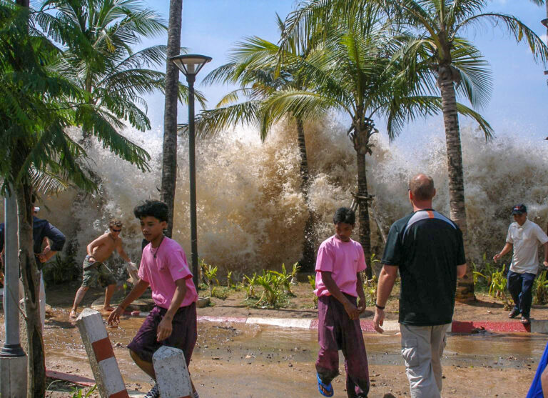 Цунами в Таиланде в 2004 году — воспоминания очевидцев о разрушении туристического рая